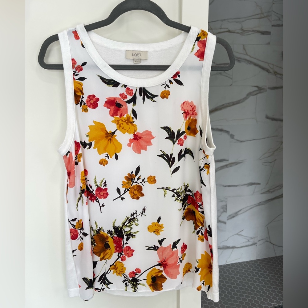 Women’s top Size Medium LOFT